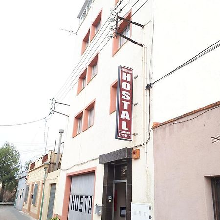 Hostal Oklahoma レウス エクステリア 写真