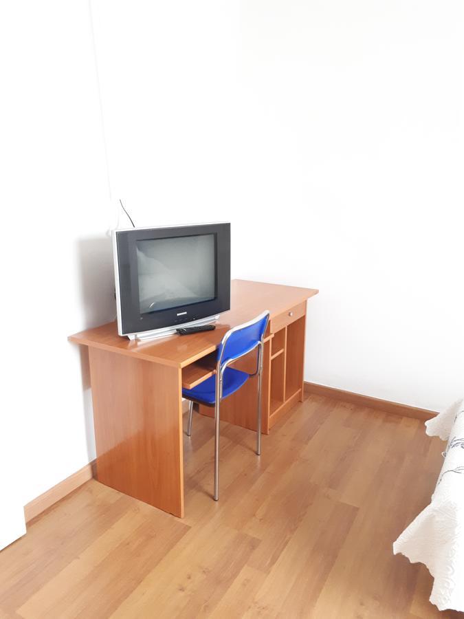Hostal Oklahoma レウス エクステリア 写真
